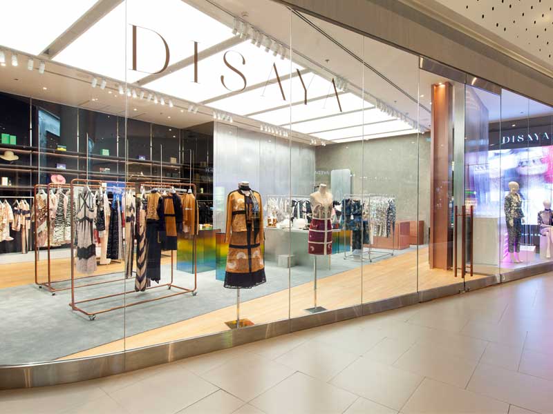 disays-new-store-09