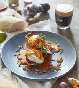 Bangkok Eggs Benedict 3_resize