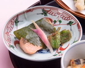 Yamazato_Spring Lunch Gozen 2017_Salmon with saikyo miso wrapped with sakura leaves