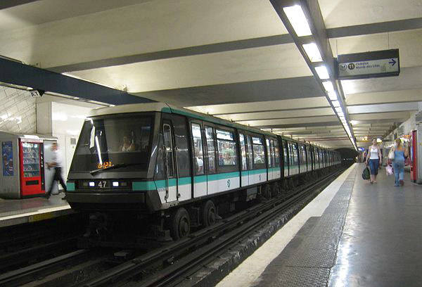 City Break Paris Metro in Paris 1