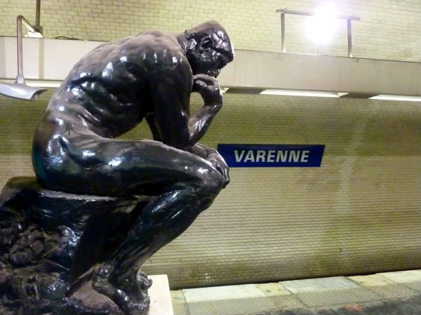 City Break Paris Metro in Paris Varenne