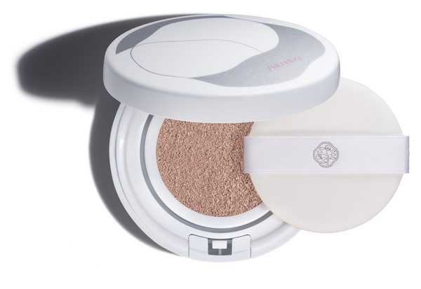 Shiseido Synchro Skin White Cushion 3
