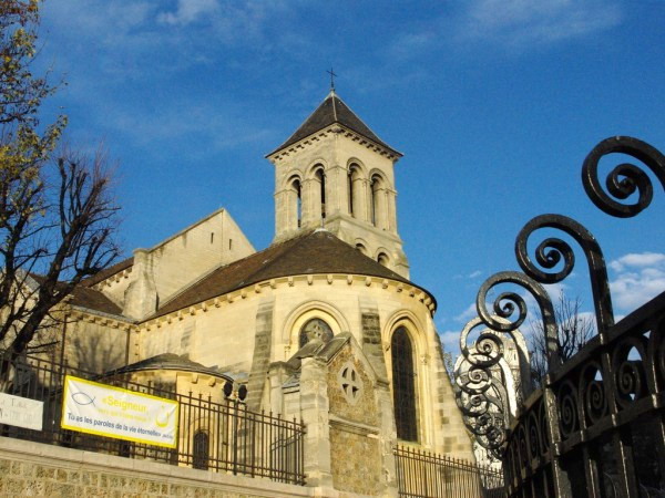 City Break PARIS Romanesque Gothic 8