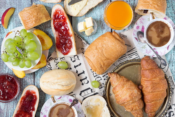 City Break Paris French Breakfast 8