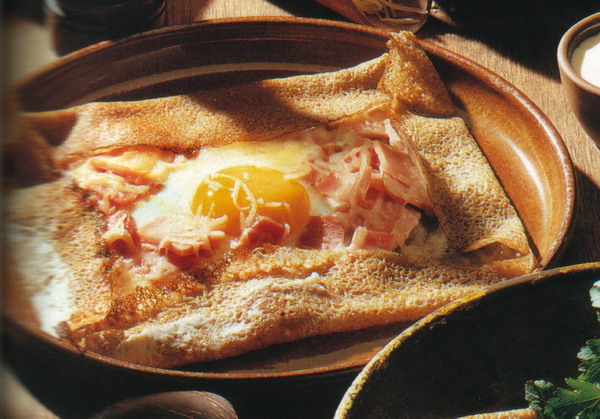 City Break Paris French Breakfast Pancake & Egg 15