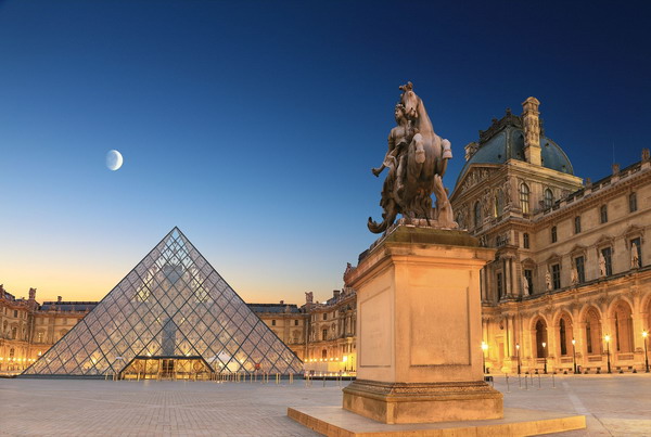 City Break Paris Louvre Museum Grand Louvre 4