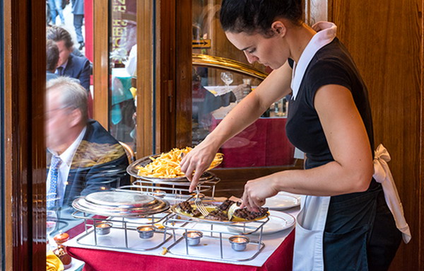 City Break Paris Steak and Famous Restaurant in Paris 12