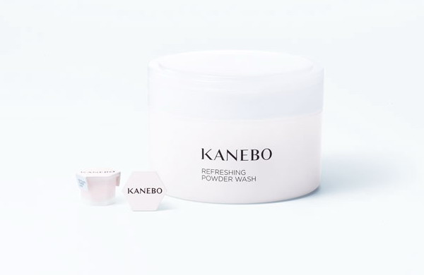 Kanebo Refreshing Powder Wash 14