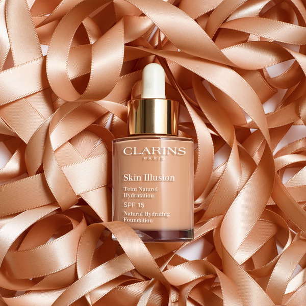 Clarins Skin Illusion SPF15-2