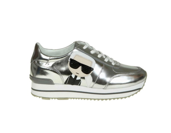 Karl Lagerfeld 18