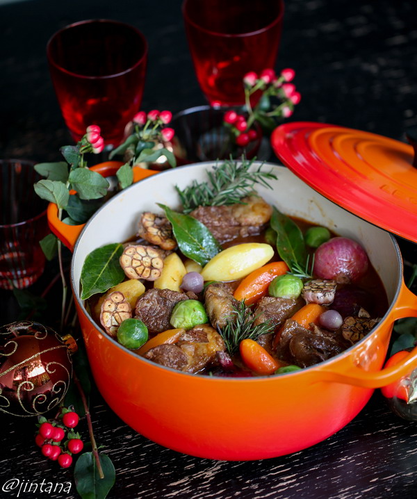 Le Creuset Stewed Ribs with Red Wine 4