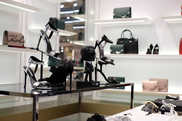 Opening Karl Lagerfeld In Thailand 4