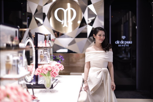 Cle de Peau beaute DONUT Influencer Thailand